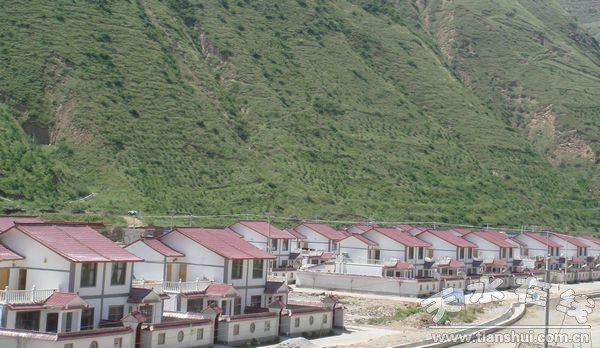 紅堡鎮(zhèn)唐楊村新農(nóng)村建設(shè).jpg
