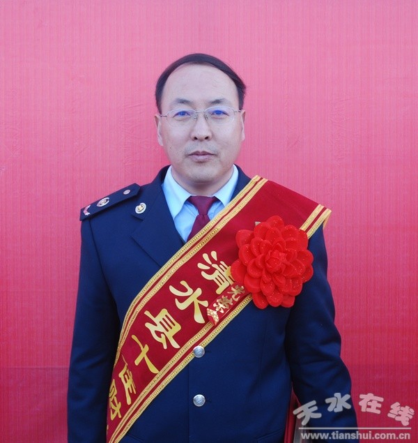 王國杰.JPG