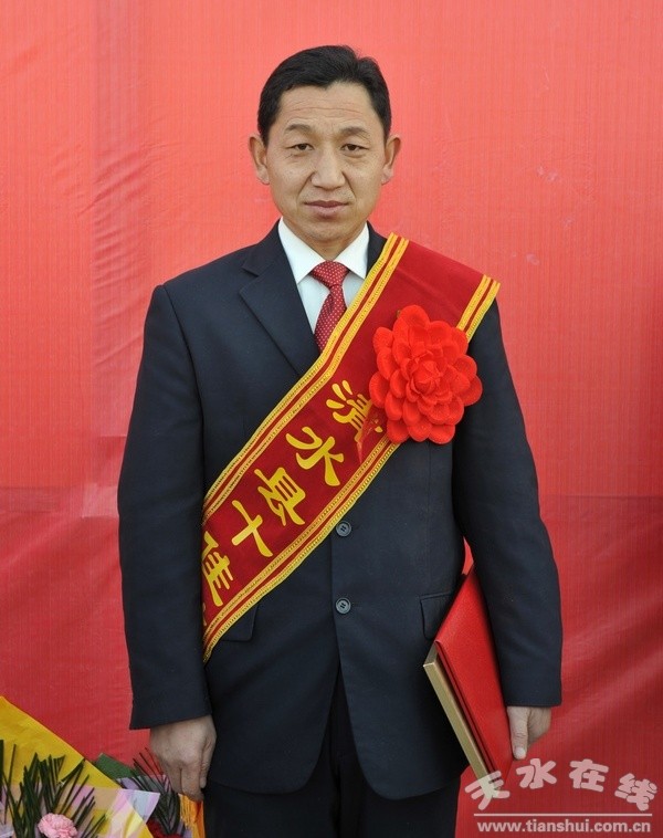 王建雄.JPG