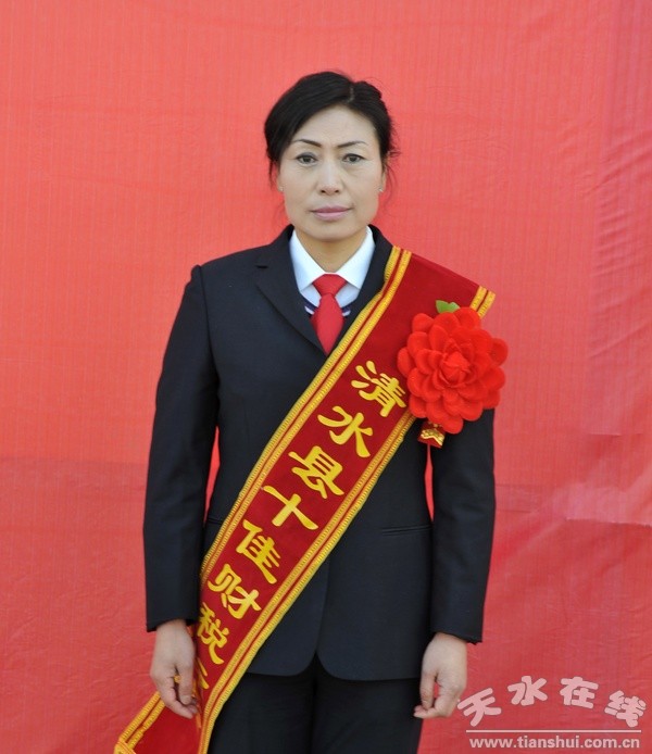 鄧華.JPG