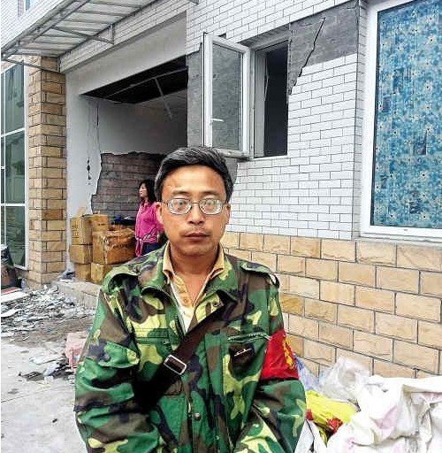 蘆山被免副鄉(xiāng)長(zhǎng)稱已盡力 免職后仍積極工作(圖)