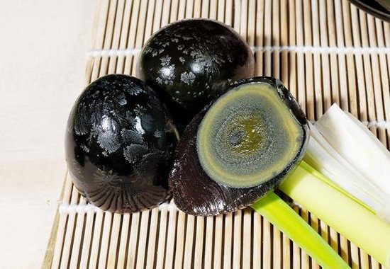 江西南昌被曝生產(chǎn)“毒皮蛋” 官方關(guān)停30家企業(yè)