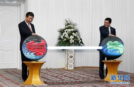 習(xí)近平到訪土庫(kù)曼斯坦 十萬(wàn)民眾夾道歡迎