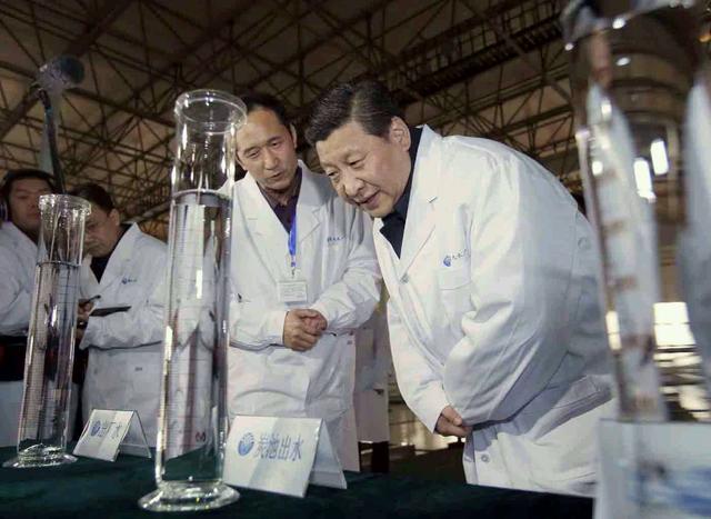 習(xí)近平關(guān)心地溝油去哪兒了：沒有去搞麻辣燙吧