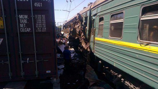 俄兩列火車相撞已致至少5人死亡45人受傷(圖)