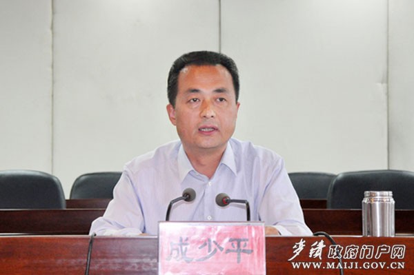 103845cy2uyph276mqohue.jpg