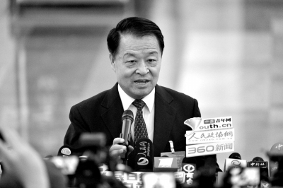 交通運(yùn)輸部部長(zhǎng)楊傳堂接受記者采訪。京華時(shí)報(bào)記者王海欣攝