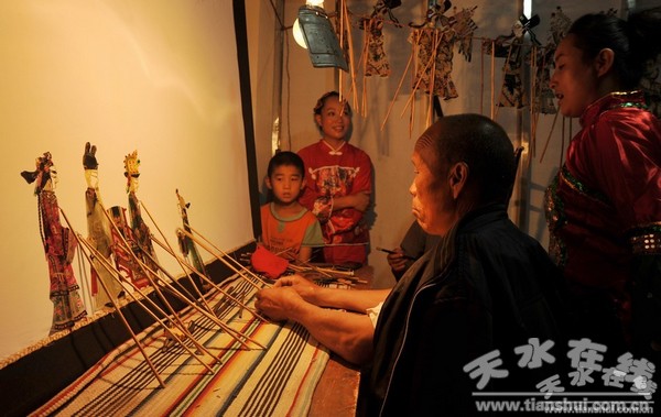 皮影戲.jpg