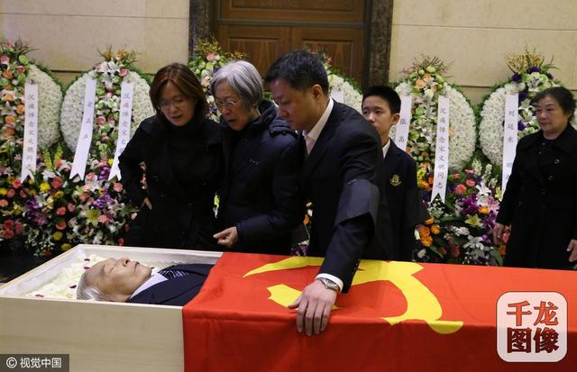 宋文驄院士遺體告別 習(xí)近平胡錦濤等13名新老常委致哀