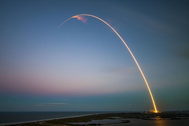 SpaceX火箭爆炸 炸毀扎克伯格2億美元的衛(wèi)星