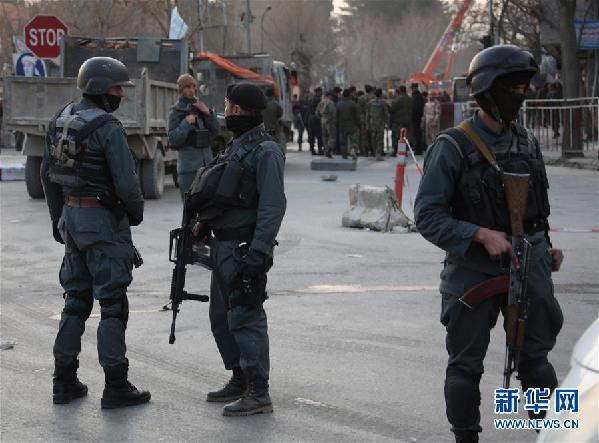 (國際)(2)喀布爾汽車炸彈襲擊死亡人數(shù)上升至63人