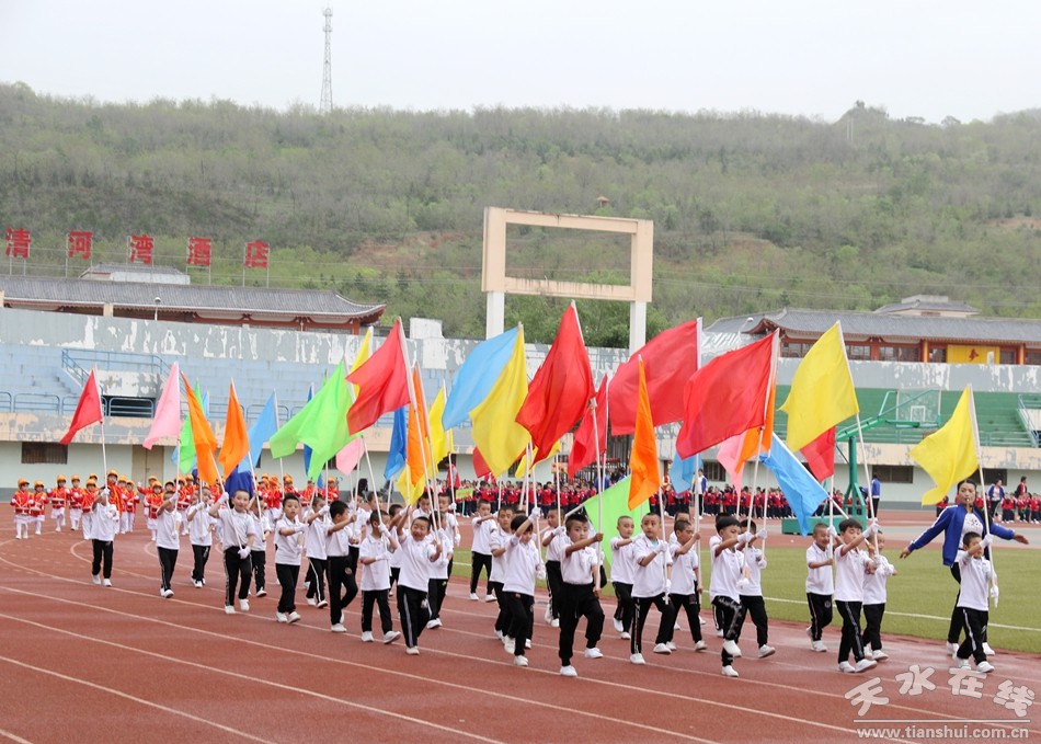 0X1A2541_副本.jpg