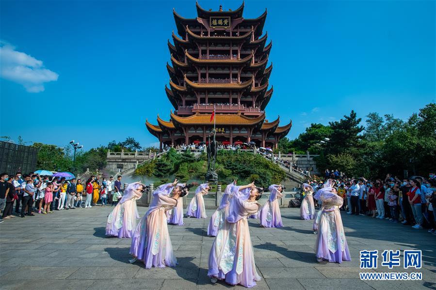 (新華全媒頭條·圖文互動(dòng))(1)大美中國看活力——來自國慶黃金周的一線觀察