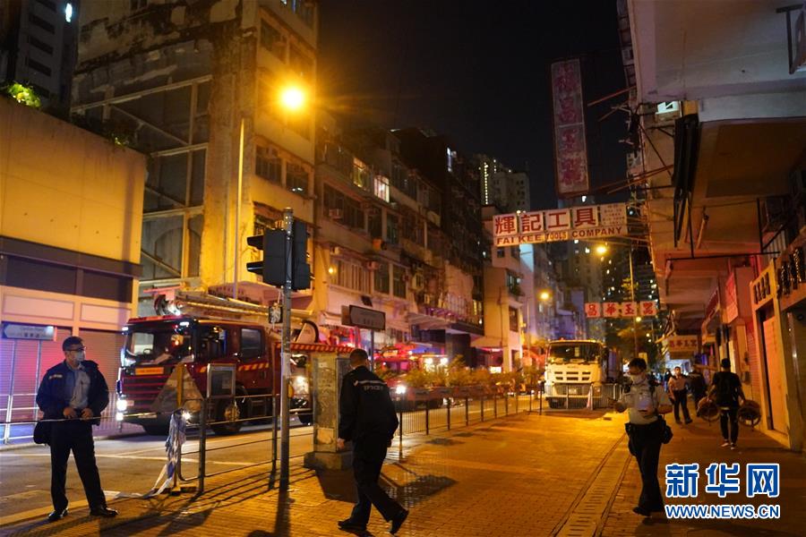 (港澳臺(tái)·圖文互動(dòng))(3)香港九龍一居民樓發(fā)生火災(zāi)導(dǎo)致至少7人死亡