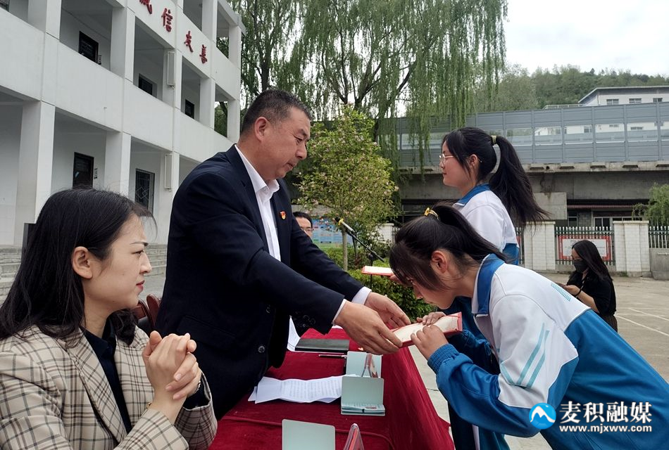 五四青年節(jié)8_副本