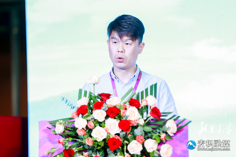 京東物流甘青寧公共事務(wù)負(fù)責(zé)人徐偉介紹花牛蘋果產(chǎn)地供應(yīng)鏈解決方案